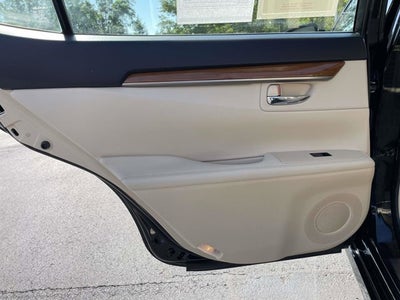 2013 Lexus ES 300h 300h