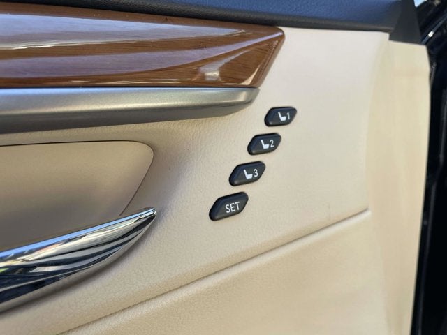 2013 Lexus ES 300h 300h