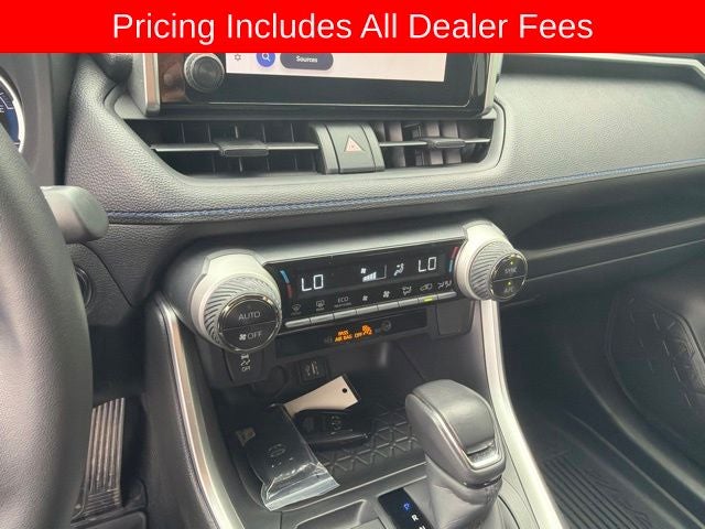 2025 Toyota RAV4 Hybrid SE