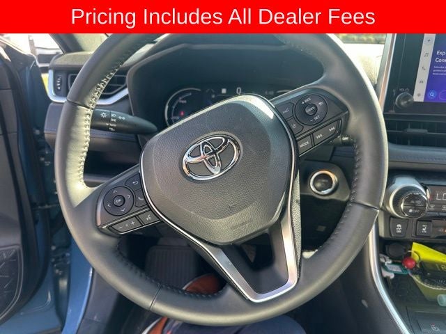 2023 Toyota RAV4 Hybrid SE