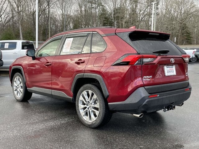 2023 Toyota RAV4 XLE Premium