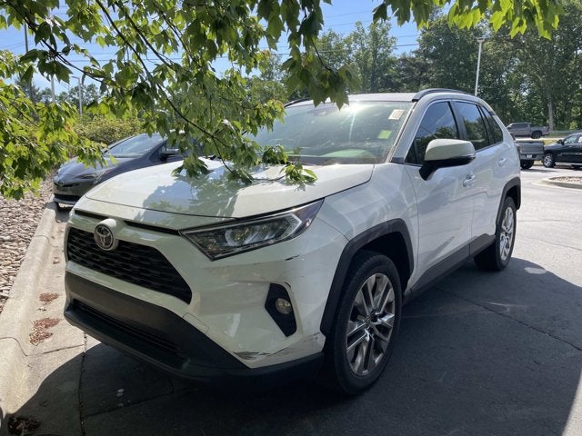 2020 Toyota RAV4 XLE Premium