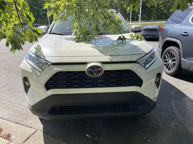 2020 Toyota RAV4 XLE Premium