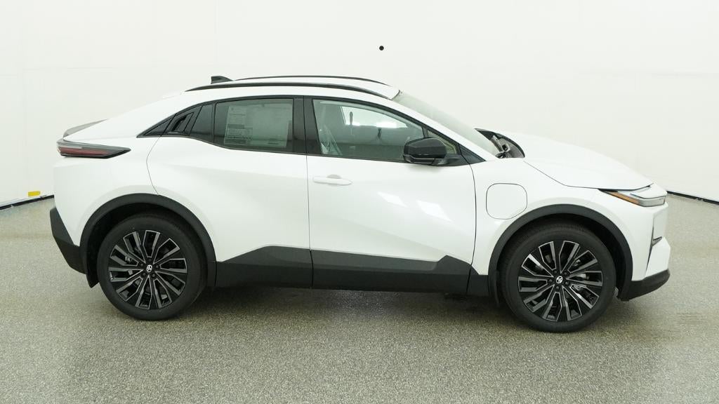 2026 Toyota C-HR XSE