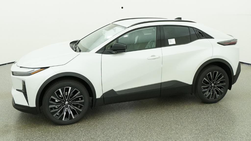 2026 Toyota C-HR XSE