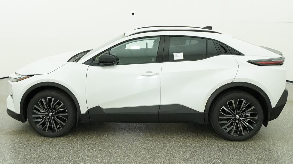 2026 Toyota C-HR XSE