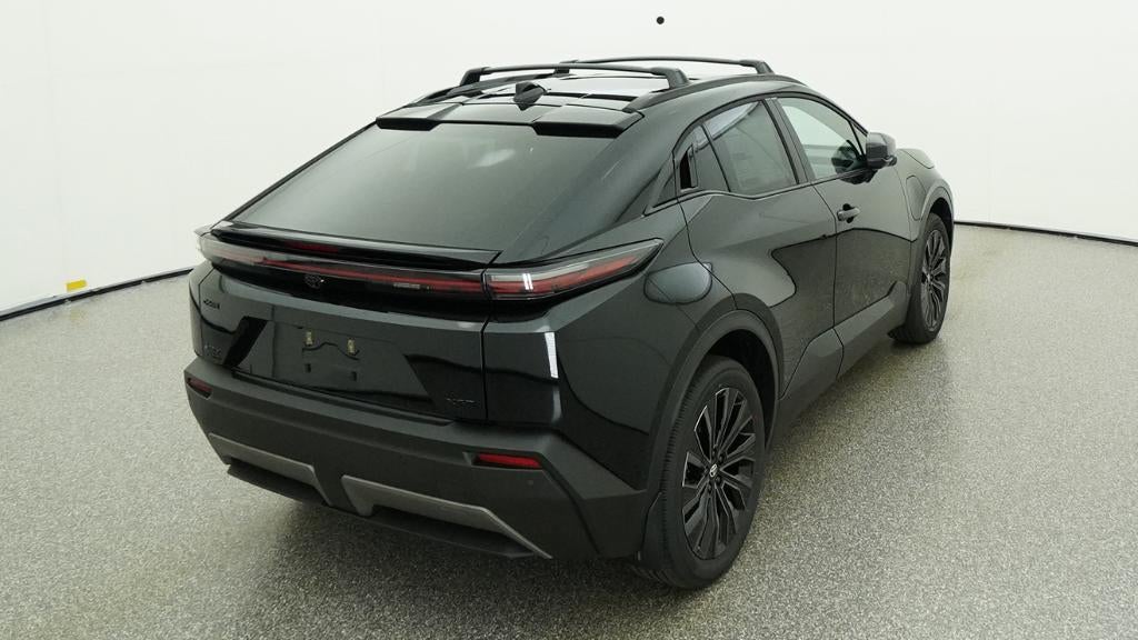 2026 Toyota C-HR XSE - Photo 8