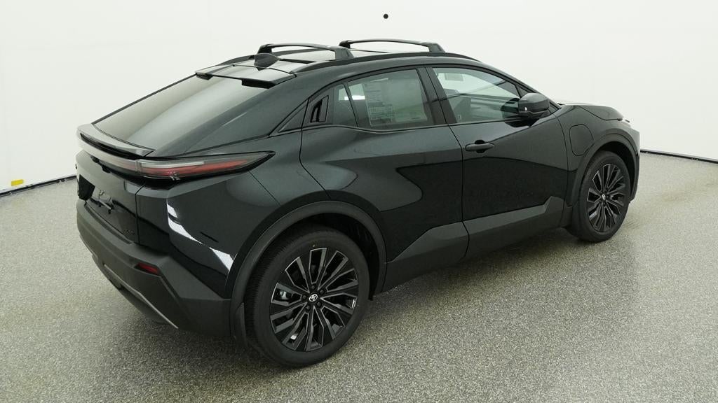 2026 Toyota C-HR XSE - Photo 9