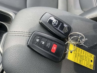 2023 Toyota RAV4 Hybrid XLE Premium