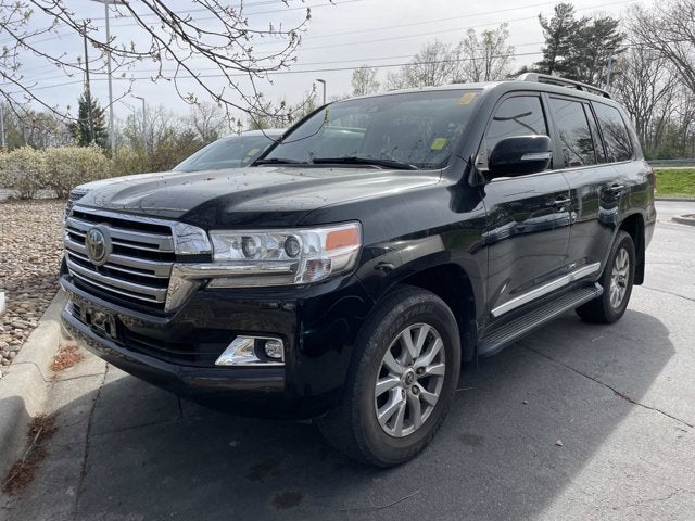 2019 Toyota Land Cruiser Base