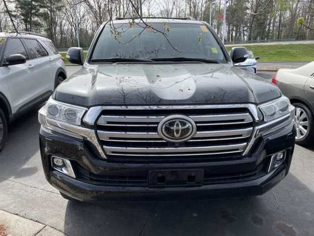 2019 Toyota Land Cruiser Base