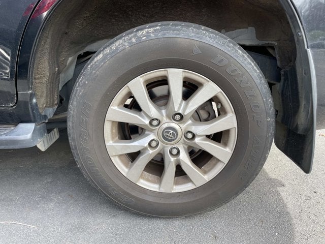2019 Toyota Land Cruiser Base