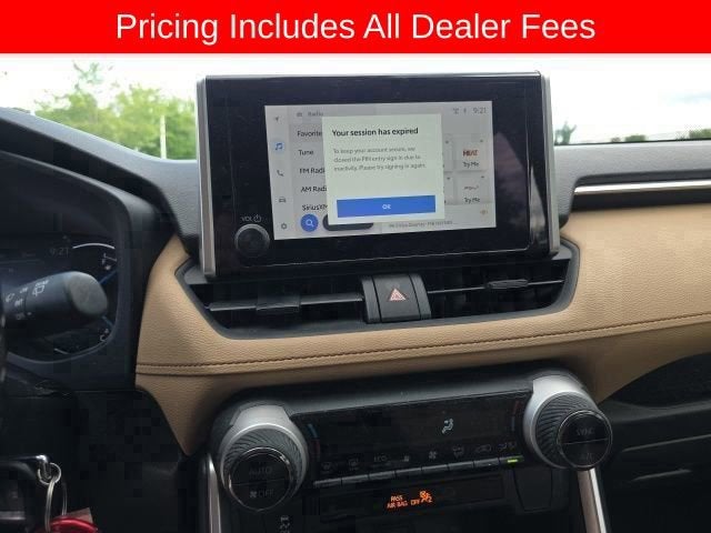 2025 Toyota RAV4 Hybrid LE