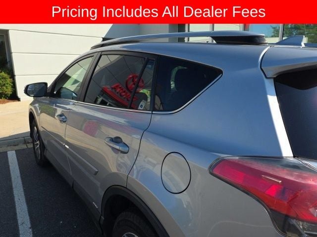 2017 Toyota RAV4 Hybrid XLE