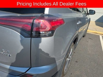 2017 Toyota RAV4 Hybrid XLE