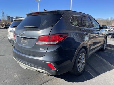 2017 Hyundai Santa Fe SE