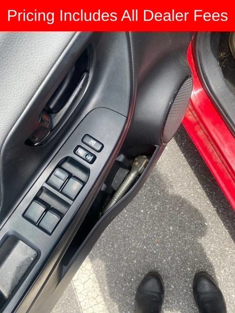 2015 Toyota YARIS L