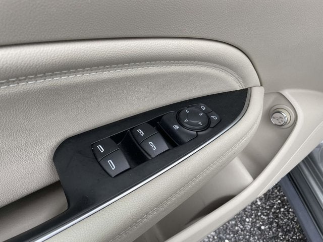 2018 Buick Regal TourX Essence