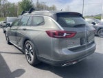 2018 Buick Regal TourX Essence