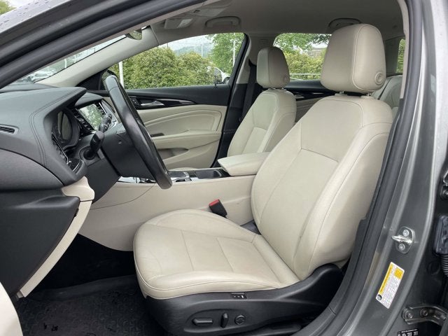 2018 Buick Regal TourX Essence