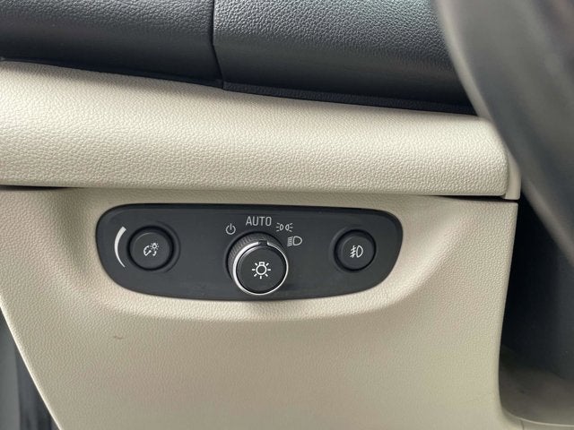 2018 Buick Regal TourX Essence