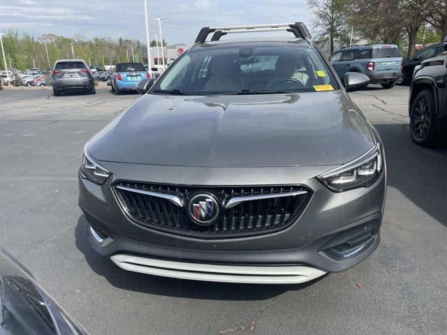 2018 Buick Regal TourX Essence