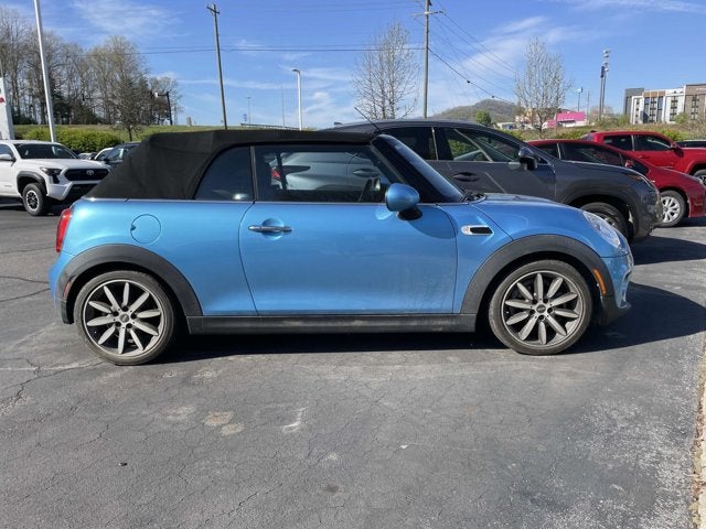 2016 MINI Cooper Base