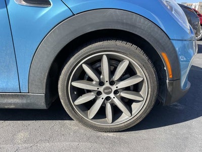 2016 MINI Cooper Base