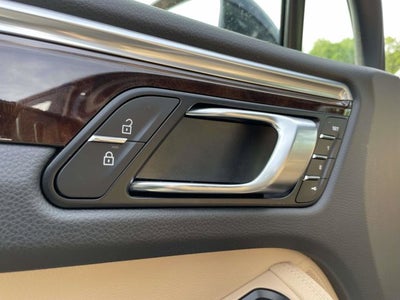 2021 Porsche Macan S