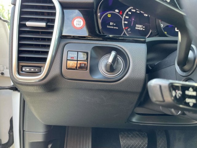 2020 Porsche Cayenne Base