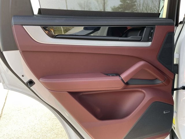 2024 Porsche Cayenne Coupe Base