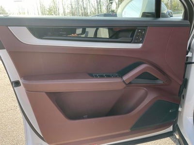 2024 Porsche Cayenne Coupe Base