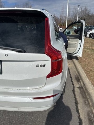 2023 Volvo XC90 B6 Core