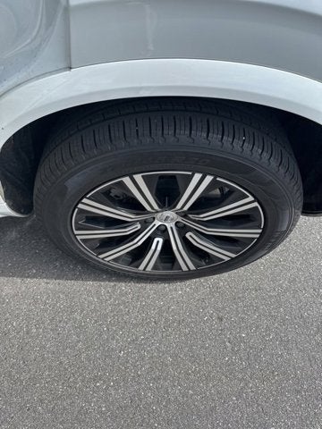 2023 Volvo XC90 B6 Core