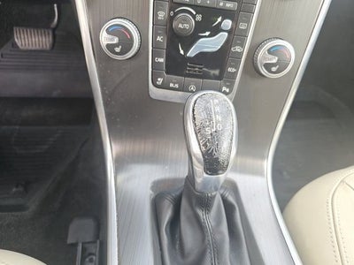 2016 Volvo XC60 T6 Drive-E