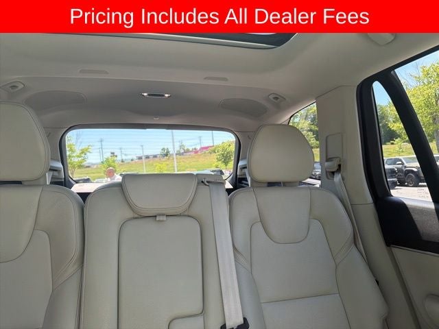 2017 Volvo XC90 T6 Momentum