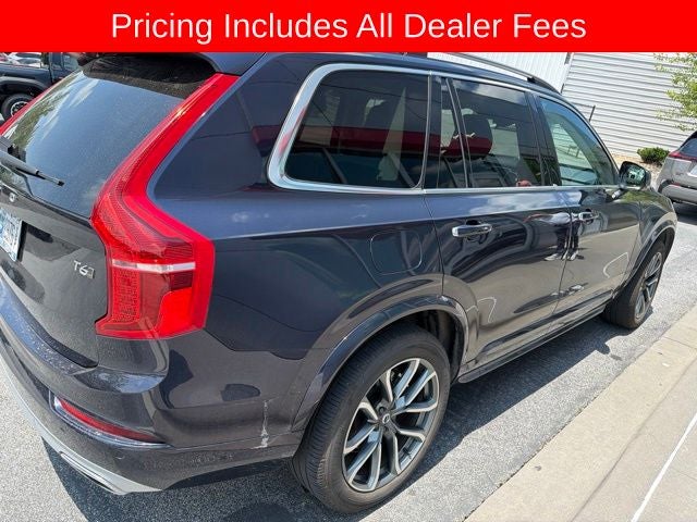 2017 Volvo XC90 T6 Momentum
