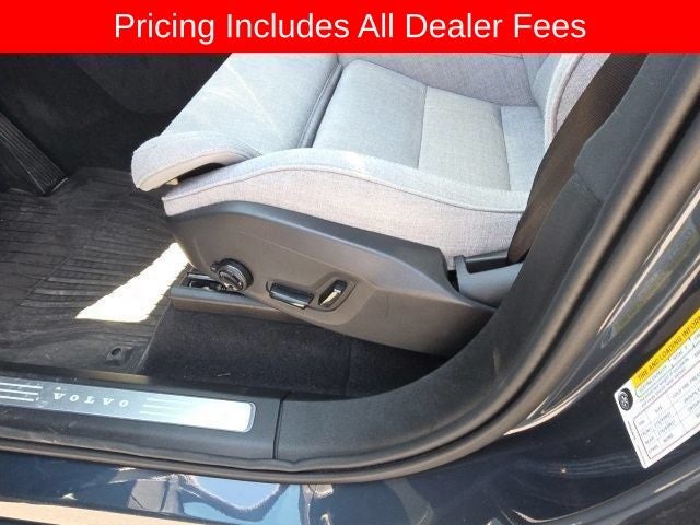2025 Volvo XC90 T8 Ultra 7 Passenger
