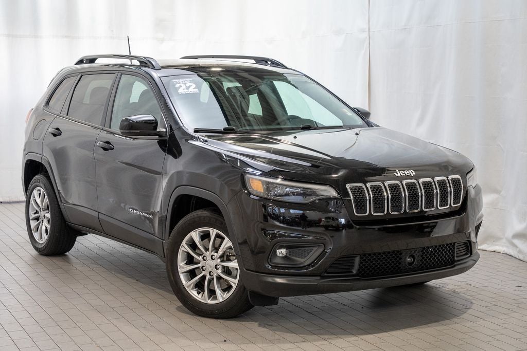 2022 Jeep Cherokee Latitude Lux