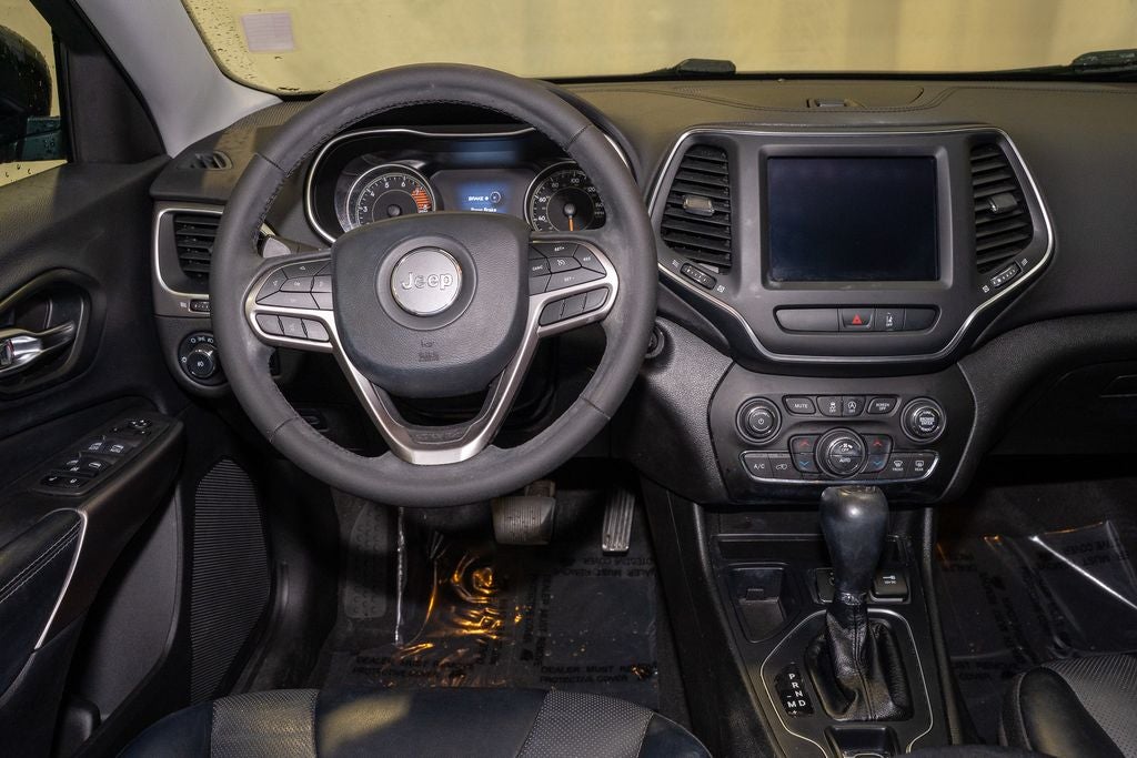 2022 Jeep Cherokee Latitude Lux