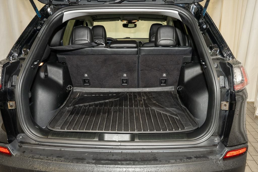 2022 Jeep Cherokee Latitude Lux