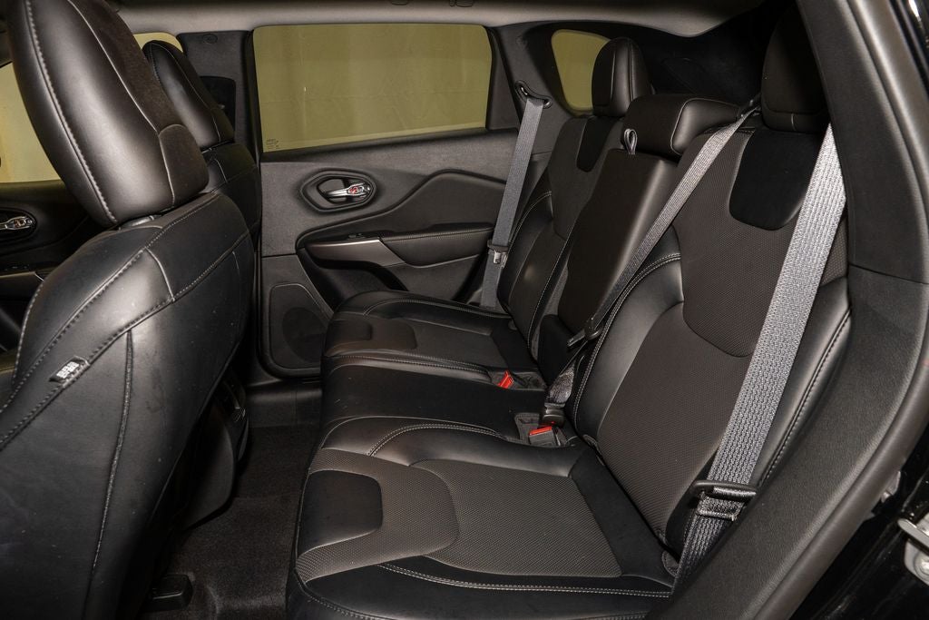 2022 Jeep Cherokee Latitude Lux