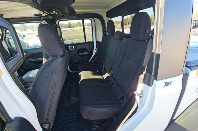 2020 Jeep Gladiator Sport