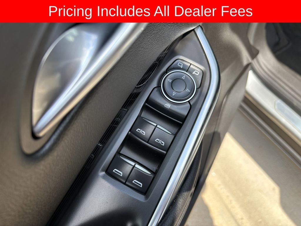 2024 Cadillac XT4 Luxury