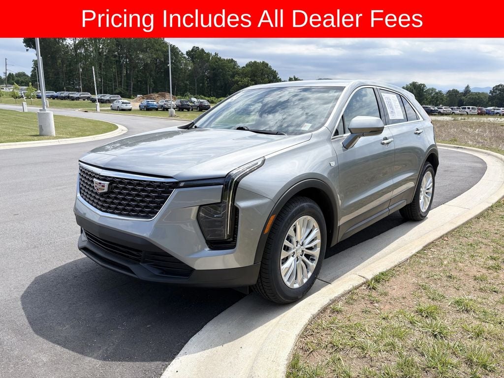 2024 Cadillac XT4 Luxury