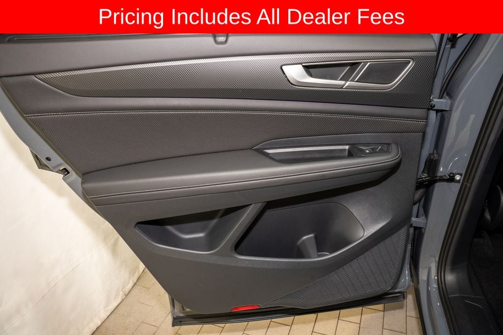 2025 Volkswagen Atlas Cross Sport 2.0T SEL R-Line Black