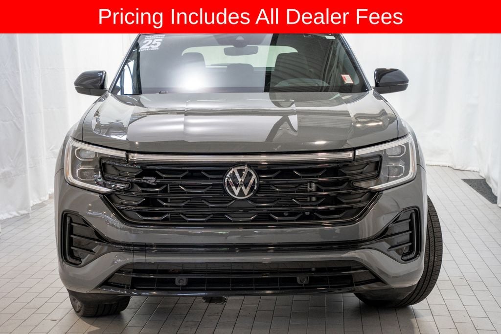 2025 Volkswagen Atlas Cross Sport 2.0T SEL R-Line Black