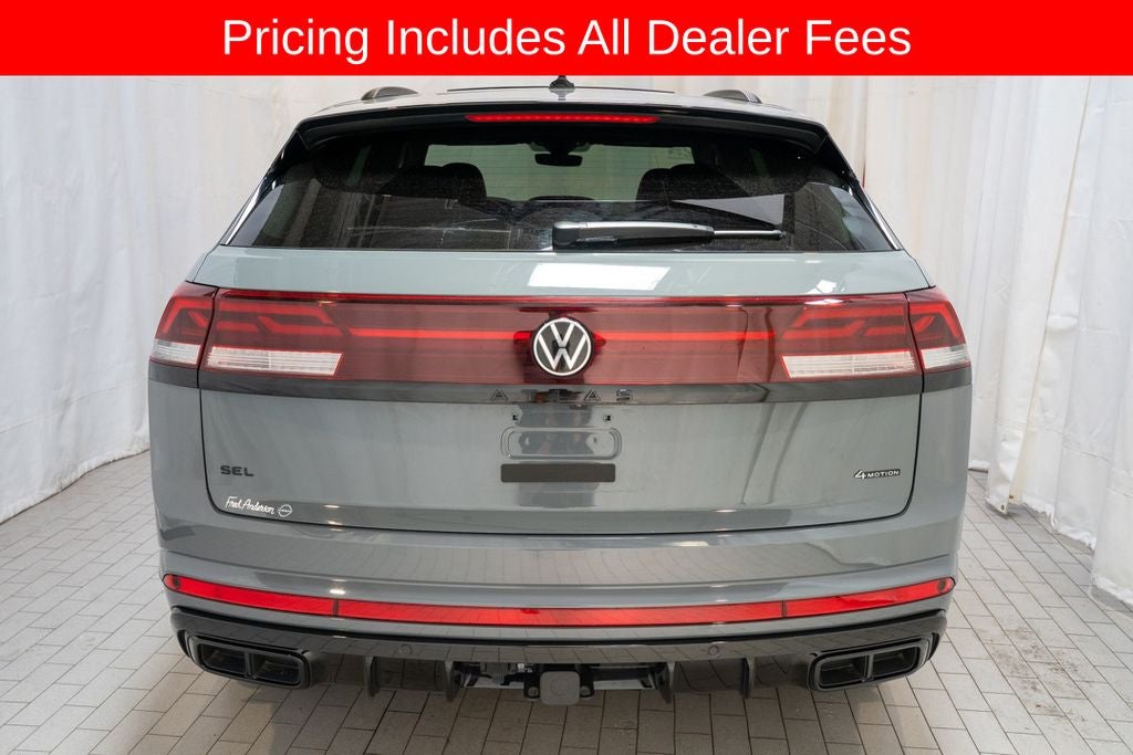2025 Volkswagen Atlas Cross Sport 2.0T SEL R-Line Black