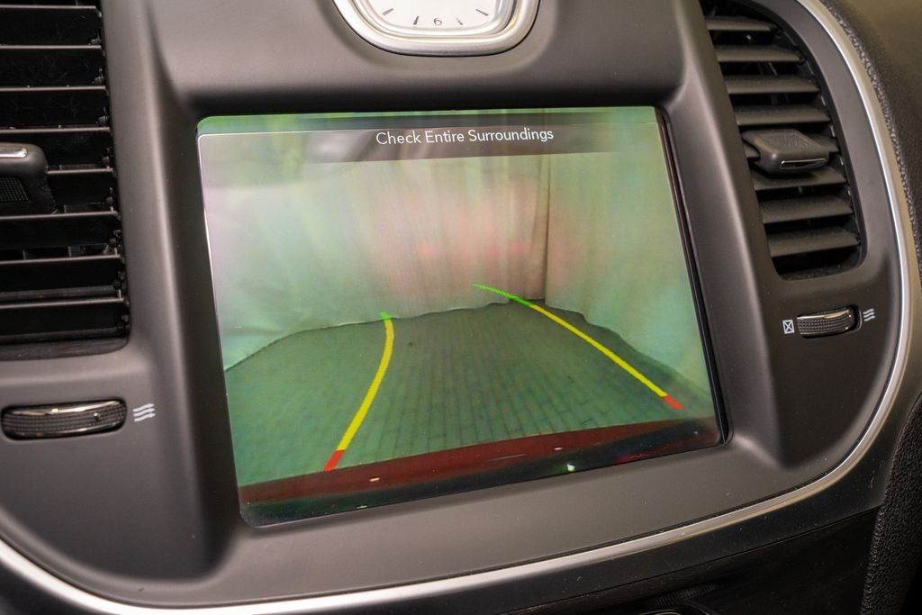 2021 Chrysler 300 Touring