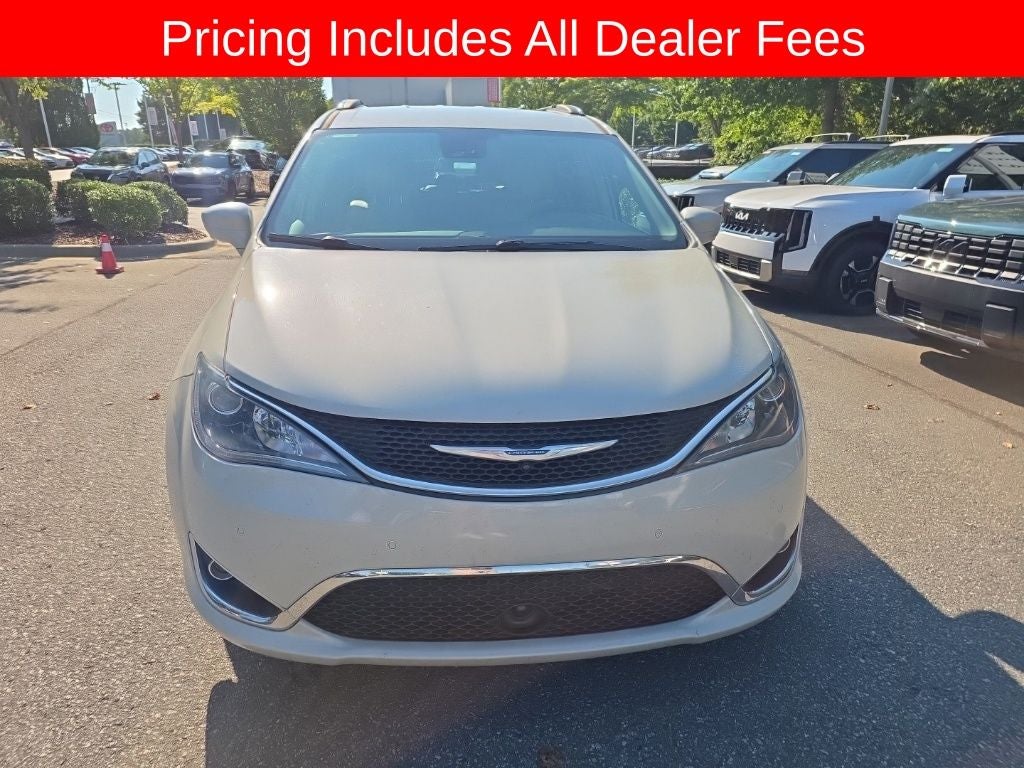 2017 Chrysler Pacifica Touring L Plus